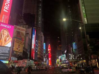 A casino in Times Square? Manhattan coalition and Broadway group certainly hope not