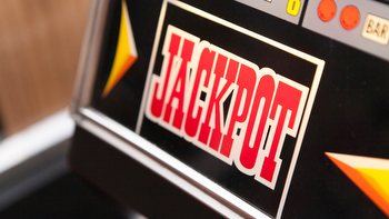 Tech Jackpots: Innovations Shaping the Future of Online Gambling