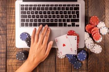 WHY DO PEOPLE PREFER ONLINE CASINOS