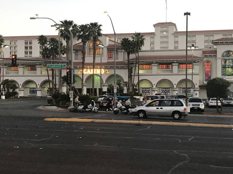Las Vegas detectives investigate Gold Coast casino robbery