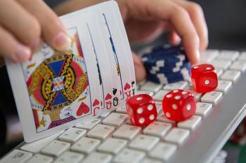 10 Reasons Why You Should Play in an Online Casino