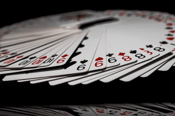 12 Ways to Play Baccarat with Evolution Gaming