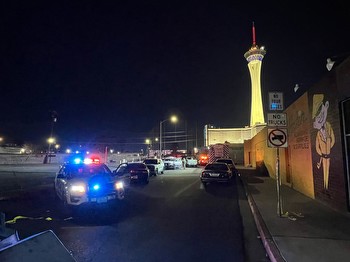 2 dead, multiple hospitalized after shooting near Las Vegas Strip