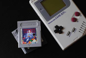 5 Classic Games To Help Pass The Time (That Are Available Online Now)
