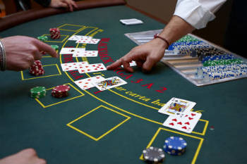 6 chips for counting cards in blackjack in 2021
