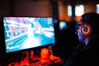 7 Common Online Gaming Cybersecurity Risks