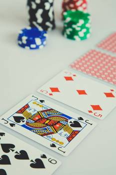 American and European Blackjack: What are the Major Differences?