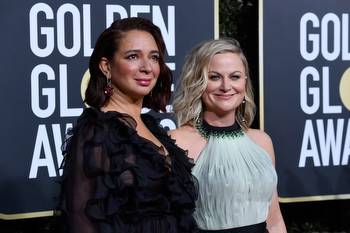 Amy Poehler and Maya Rudolph Party in Las Vegas Amid Casino Cyberattack