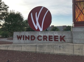 Baccarat scam nets $300K from Wind Creek casino, police say
