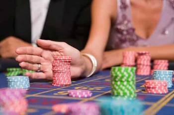 Can offering a casino bonus keep your customers happy