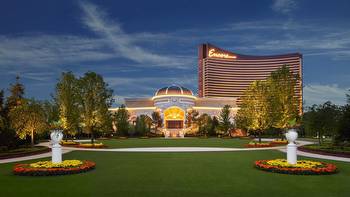 Casino Roundup: Crown Buyout, Wynn Leaseback and Sands Junk Rating