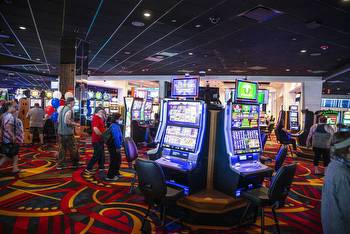 Central Pa. man accused of shattering slot machine screen at casino