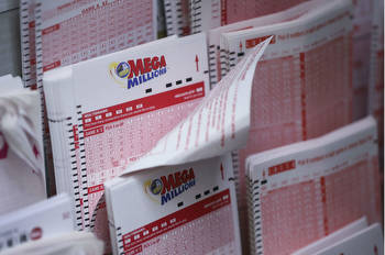 Check the number of Mega Millions on August 10th. Jackpot over $ 200 million