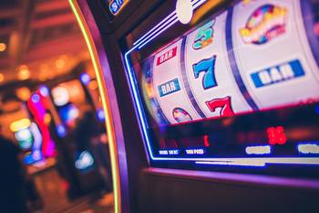 Chicago Man Hits Massive Jackpot Playing Slot Machine At Indiana Casino