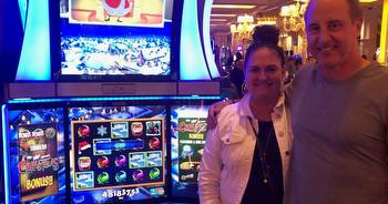 Christmas in July for lucky gambler at Venetian hotel-casino