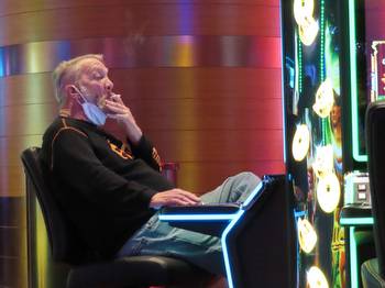 Could outdoor gambling satisfy smokers and casino workers?