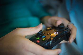 Danish report demands more scrutiny of gambling elements in video games