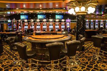 Demolition starts at 2 Station casinos in Vegas