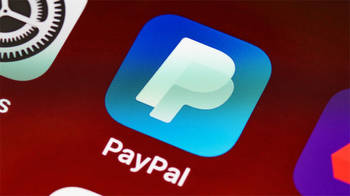 Does PayPal allow online gambling?