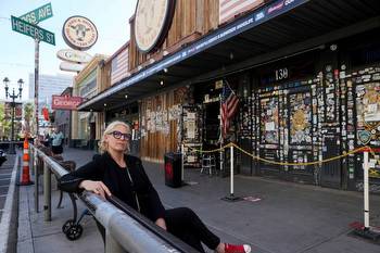 Downtown Las Vegas saloon, casino face off in court case