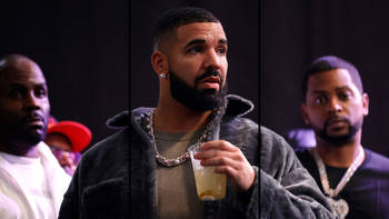 Drake Placed A UFC Bet Of About $275K In Bitcoin On Online Gambling Platform Stake
