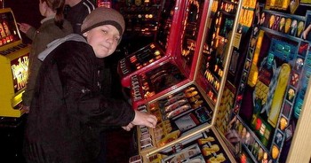 Ex-gambling addict reveals he got hooked playing slot machines at just eight years old