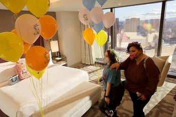 Girl with rare autoimmune conditions gets Las Vegas staycation wish