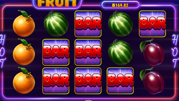 Hot Hot Hot Fruit: Slot Machine Bonus and Game Features