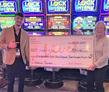 Houtzdale Woman Wins Grand Progressive Jackpot at Live! Casino Pittsburgh