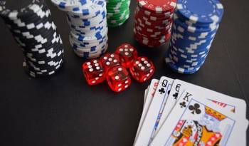 How did online gambling become a Billion-Dollar industry?