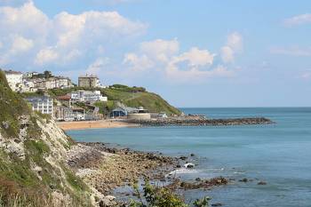 HOW DID THE ISLE OF WIGHT BECOME AN ONLINE CASINO MECCA?