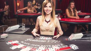 How Do Live Dealer Games Work at Crypto Casinos?
