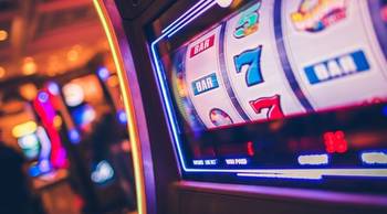 How Has the Online Casino Industry Evolved in Canada?
