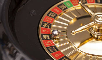 How is bitcoin changing the gambling industry?