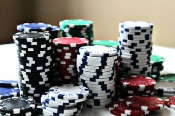 How to Play Craps: A Comprehensive Craps Guide for Beginners