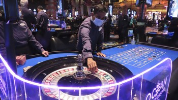 Internet gambling revenue continues to soar in New Jersey. In-person revenue? Not so much.