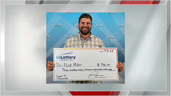 Iowa man hits jackpot in the lottery and in love
