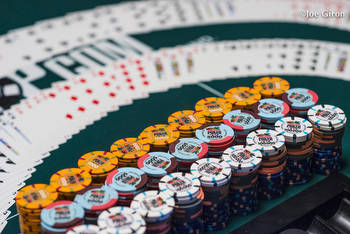 Is It Worth Playing Cash Games During the WSOP?