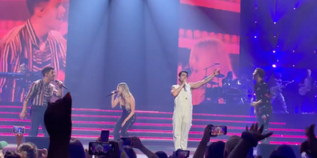Kelsea Ballerini Sings "Close" With Jonas Brothers In Las Vegas On 'Remember This' Tour