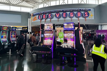 Las Vegas’ airport slots offer travelers last crack at a jackpot