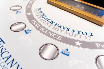 Las Vegas casino Tuscany Suites bringing back table games