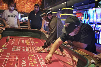 Las Vegas casinos modifying smoking policies amid coronavirus