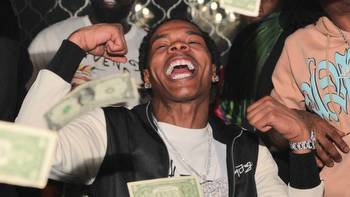 Lil Baby Shares $1M Vegas Winnings With His Friends