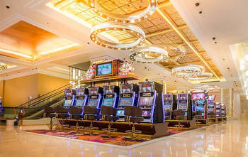 Manila’s Winford casino hotel promoter cuts 2Q loss