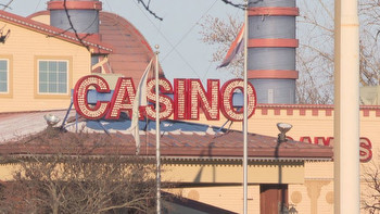 Mark Twain Casino will no longer offer live table games
