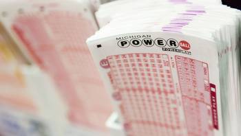 Michigan lottery players get a shot at $580M Powerball jackpot