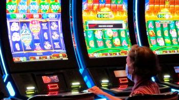 Missouri's gambling debate players chase stakes worth billions
