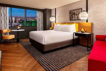 New York-New York casino remodeling rooms with Big Apple theme
