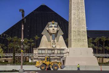 No injuries in hotel room fire at Luxor on Las Vegas Strip