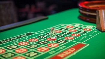Online and Land-Based Casinos: A Symbiotic Relationship Fueling Growth